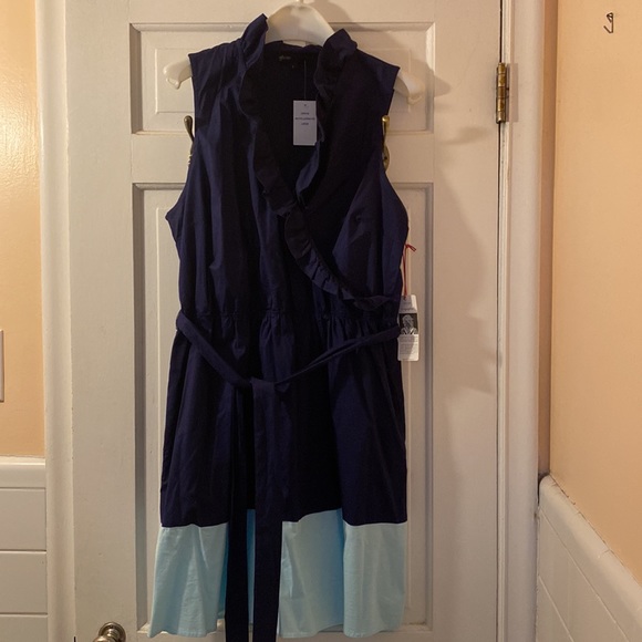 NWT Gibsonlook sleeveless summer ruffle  wrap style  dress. Navy & Turquoise. - Picture 2 of 8